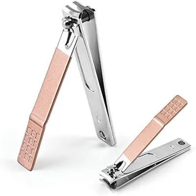 ערכת מניקור ופדיקור מקצועית 7 חלקים – טיפוח מושלם בסטייל ורוד