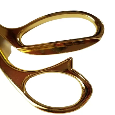 מספרי תפירה מקצועיים דיוק ויוקרה ב-8.5 אינץ' (216 מ"מ).