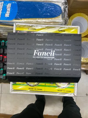 זכוכית מגדלת מקצועית Fancii עם תאורת LED – הגדלה עוצמתית 5X