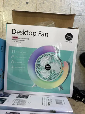 מאוורר שולחני נייד ונטען עם תאורת לילה RGB מחליפת צבעים