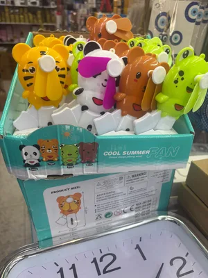 מאוורר ידני לילדים ללא סוללות צעצוע נייד קטן בעיצוב חיות חמודות
