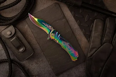 אולר טקטי קפיצי פרימיום ציפוי טיטניום Rainbow עם חריטת דרקון (EDC)
