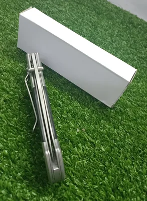 אולר מתקפל BÖKER MAGNUM עם להב בעיצוב הסוואה ואמצעי חילוץ