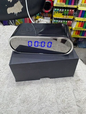 שעון שולחני דיגיטלי חכם עם מצלמה נסתרת WIFI, ראיית לילה וחיישן תנועה