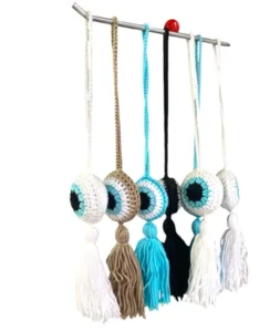 עין סרוגה לתלייה להגנה וברכה – פריט עיצוב עוצמתי נגד עין הרע