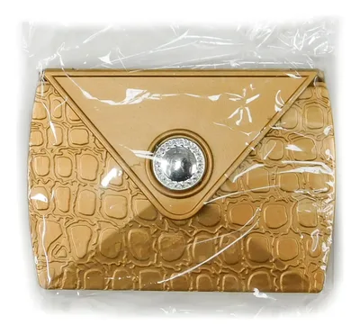 מראת כיס יוקרתית כפולת פנים – עיצוב "קרוקו" עם סגירת יהלום