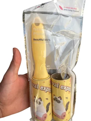 רולר דבק גדול לניקוי בגדים + גליל רזרבי – פתרון הקסם למראה נקי מסיבים